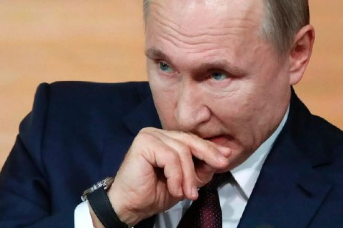 путін говорить “багато лайна” про Україну: Трамп анонсував “невеличкий сюрприз” для російського диктатора
