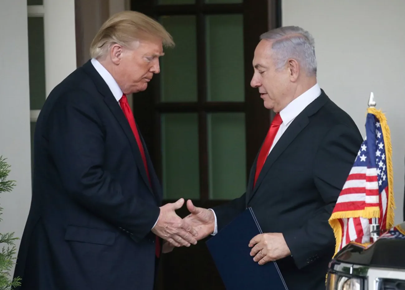 Зустріч Трампа з Нетаньягу перепланували: відбудеться на півтори години раніше - АР