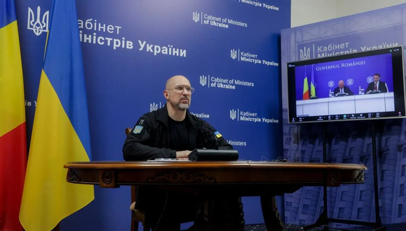 Шмигаль ініціює тристоронню зустріч з прем