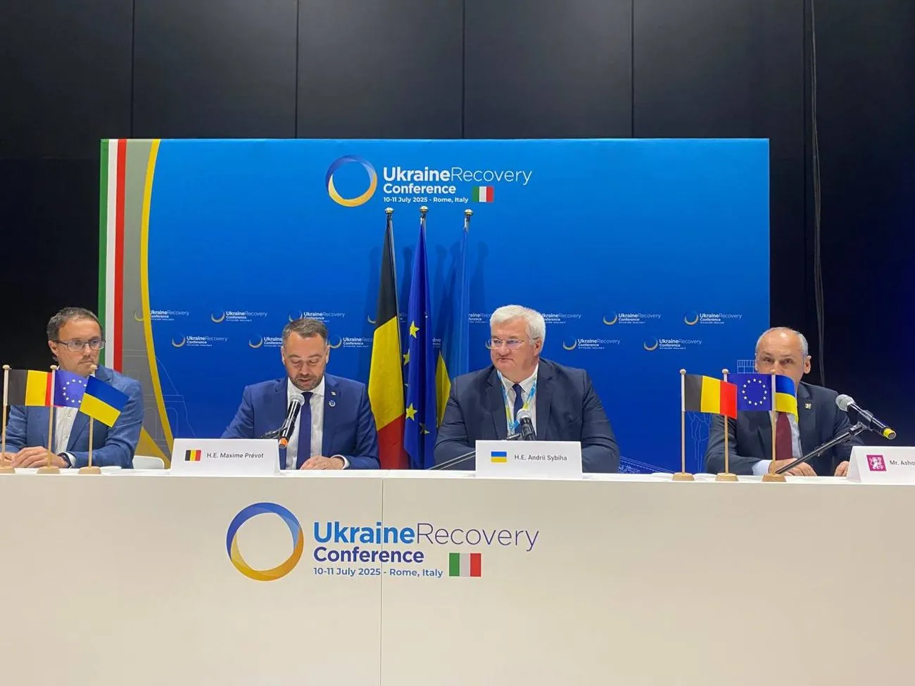 США нададуть рекордну кількість зброї Україні та ухвалять найжорсткіші санкції проти рф - сенатор Грем