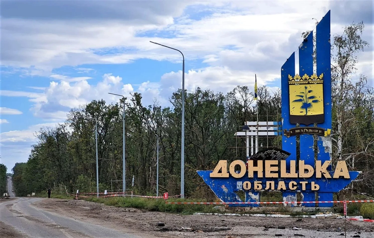росіяни вдарили по багатоповерхівці у Краматорську: відомо про загиблого та 11 поранених