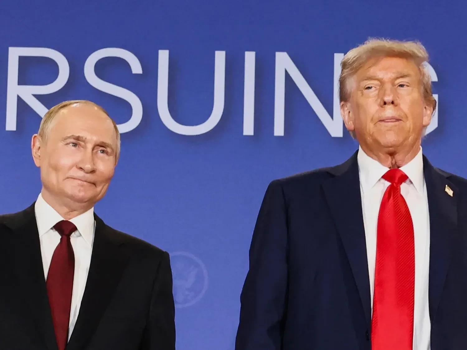 “Обід на честь Його Високоповажності володимира путіна”: У принтері на Алясці виявили план зустрічі лідерів США та рф
