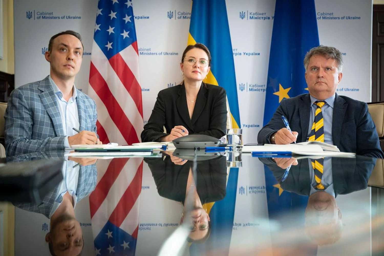 Свириденко закликала США та ЄС запровадити жорсткі санкції проти нафтових гігантів рф