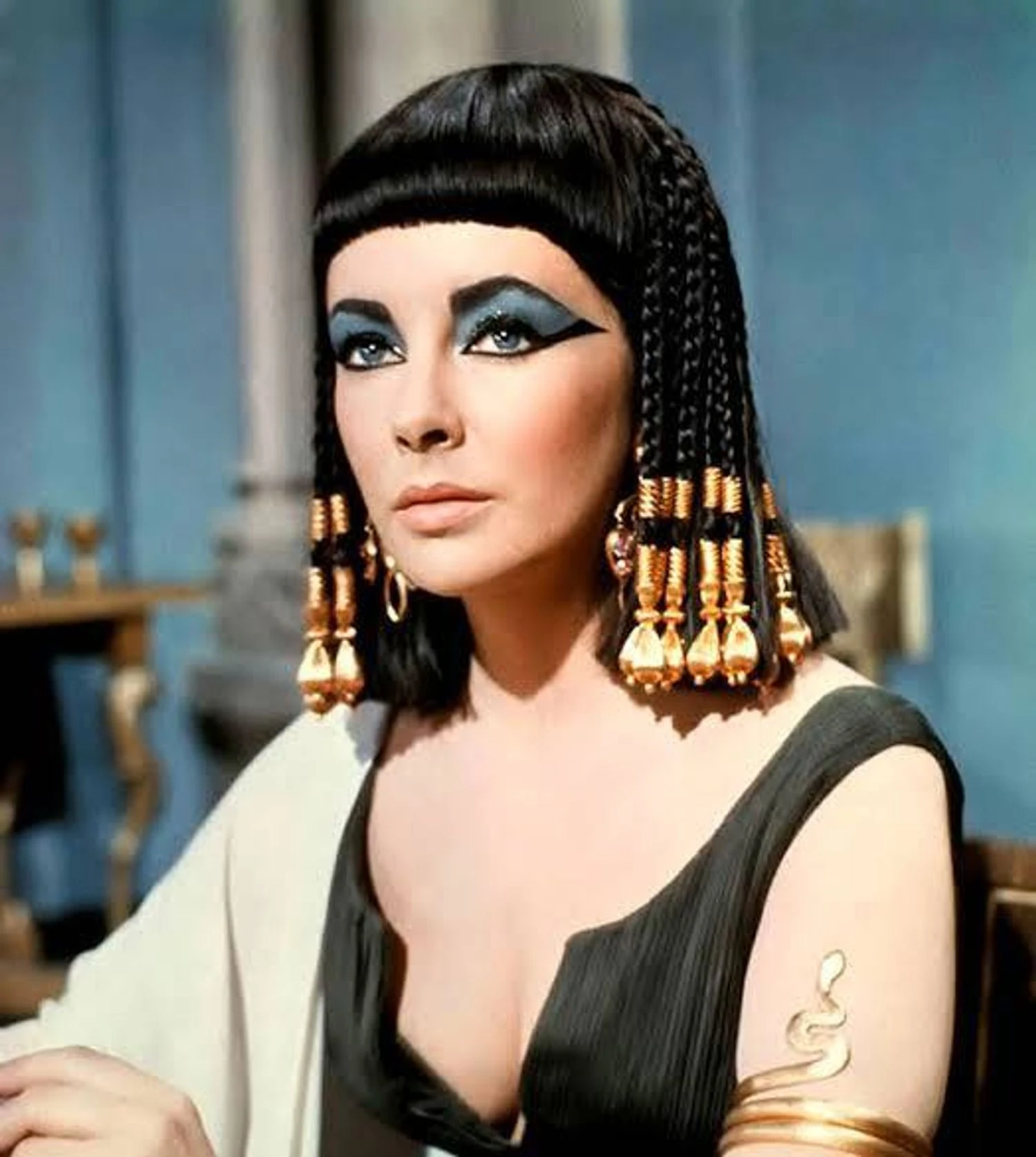 Археологи виявили стародавній порт часів Клеопатри біля руїн храму Тапосіріс Магна – Newsweek