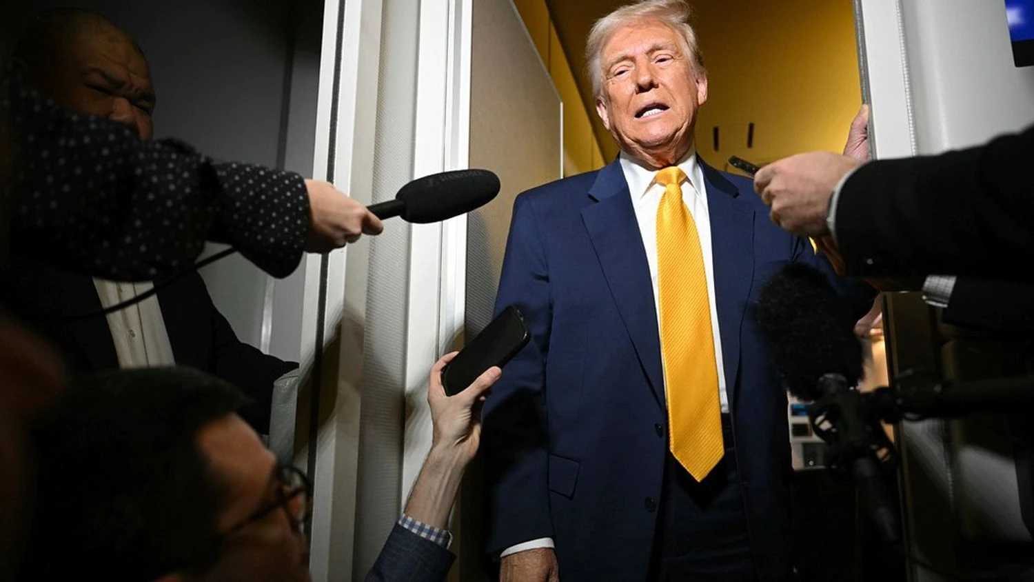 "Ми врегулювали сім воєн і близькі до восьмої" - Трамп впевнений, що врегулює ситуацію з рф