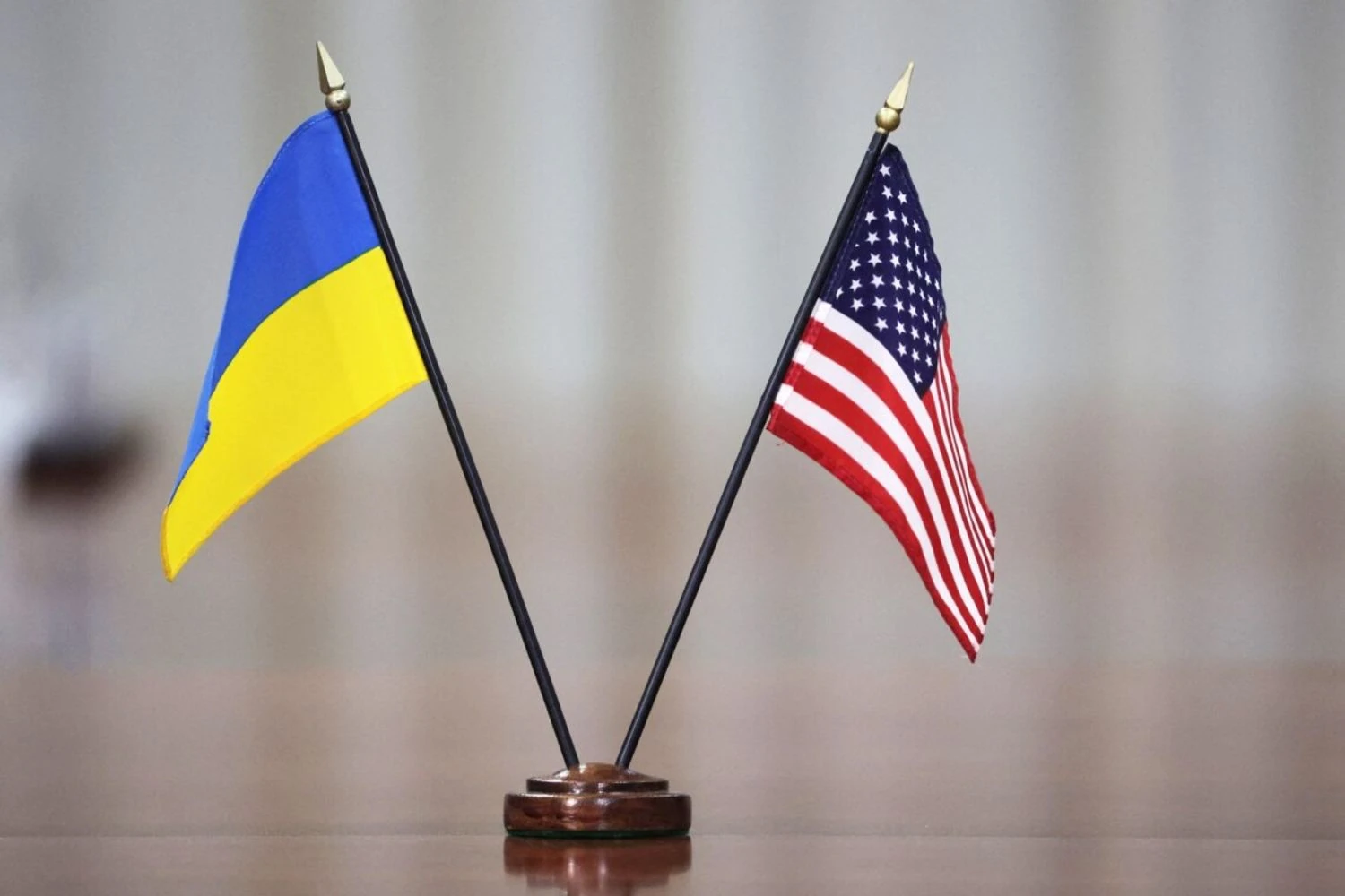 США отримають певні типи українських дронів – Зеленський