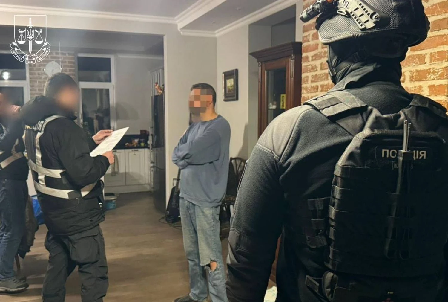 Ексдиректор “Молодого театру” Білоус отримав підозру у сексуальному насильстві щодо студенток