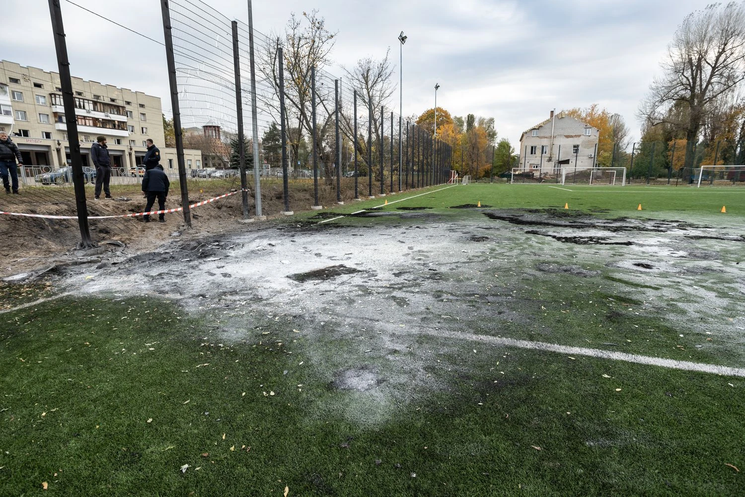 Російський безпілотник пошкодив тренувальну інфраструктуру спортивної академії ФК “Металіст 1925”