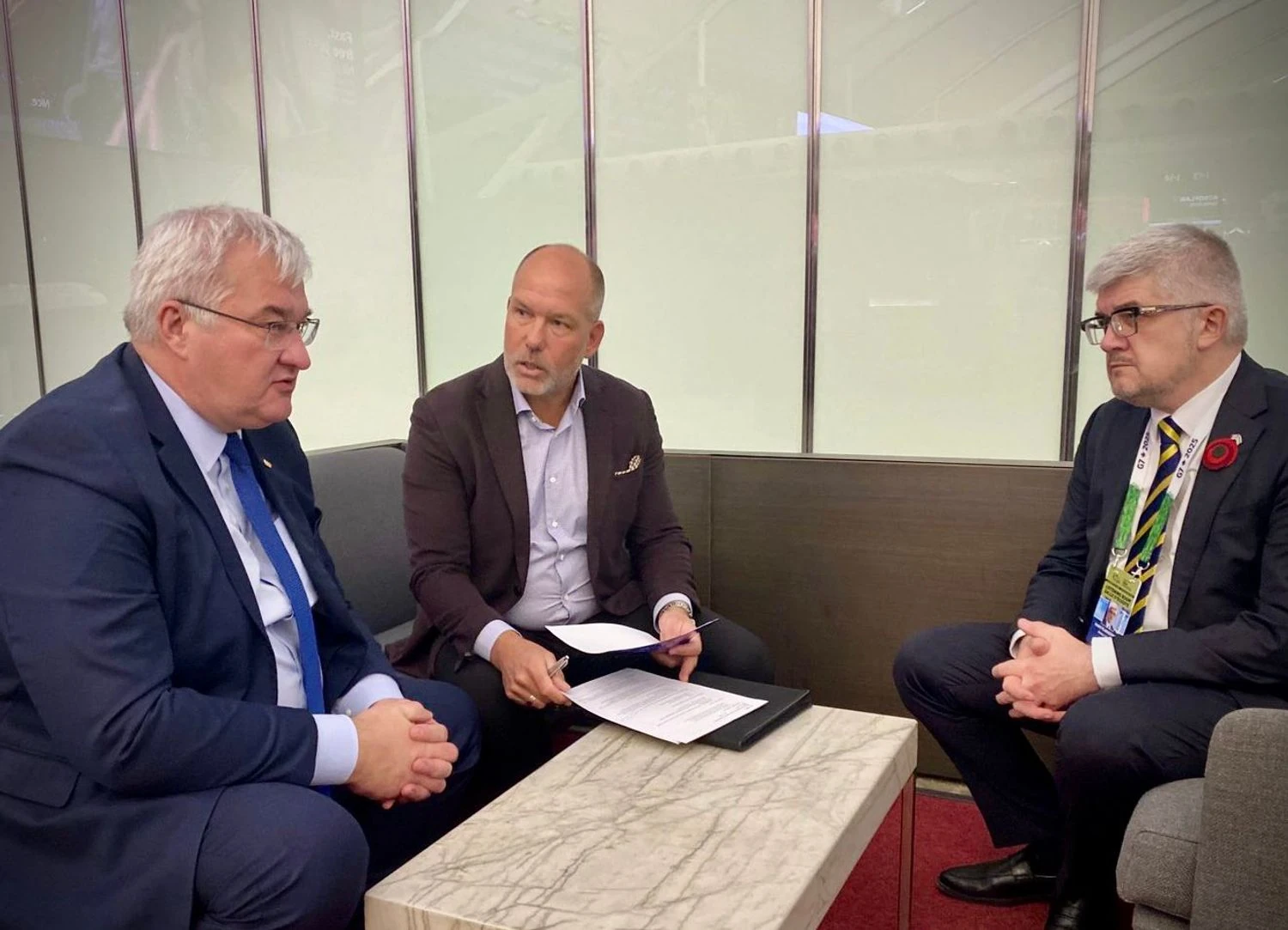 “Потужний голос”: Сибіга зустрівся з президентом Світового конгресу українців у Канаді