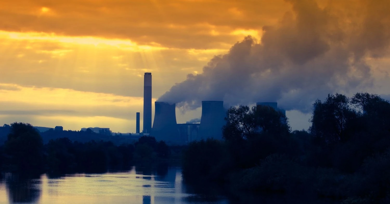 Світові викиди CO₂ від викопного палива сягнули рекордних 38,1 мільярда тонн у 2025 році – звіт