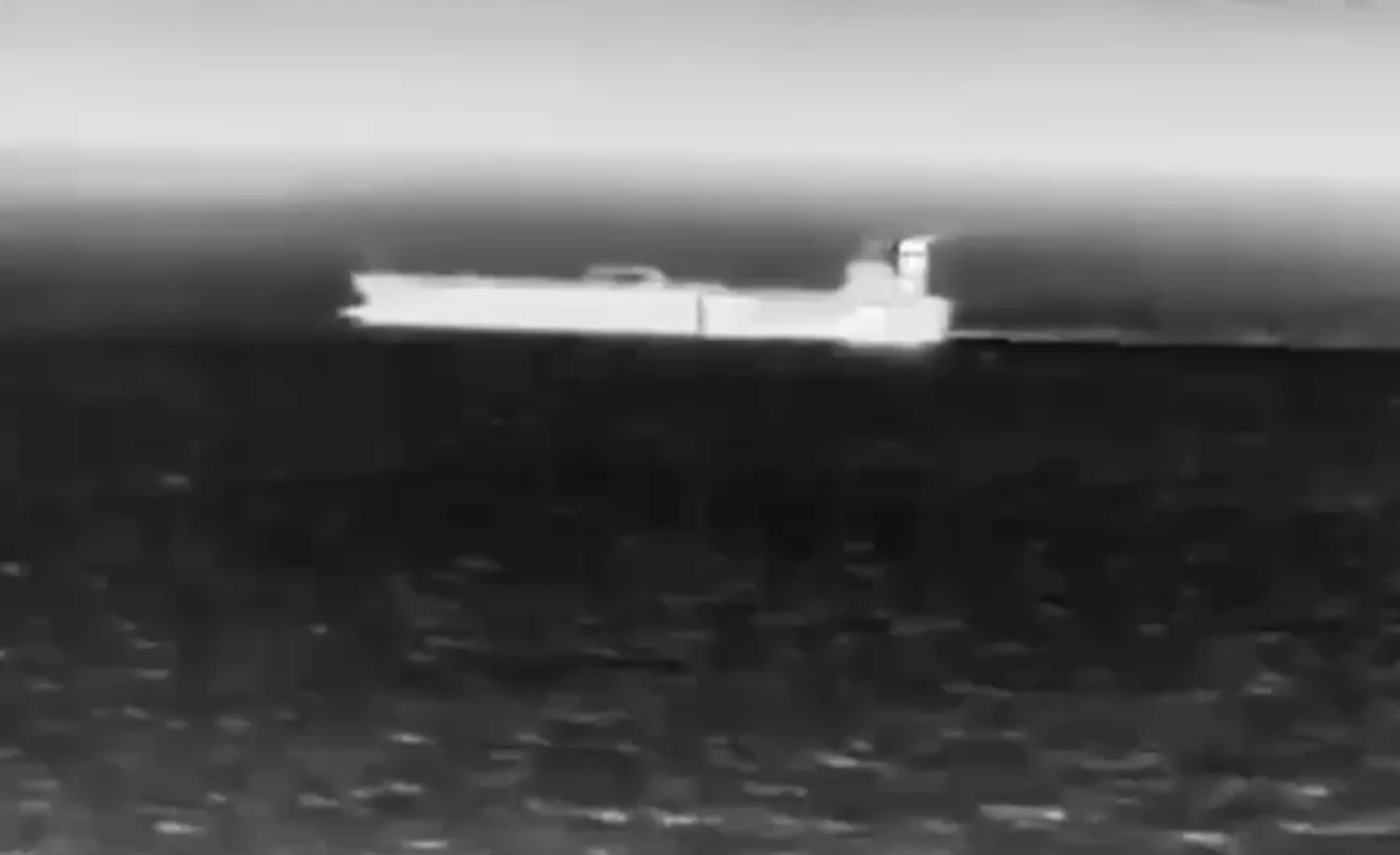 СБУ вперше уразила танкер російського “тіньового флоту” у нейтральних водах Середземного моря