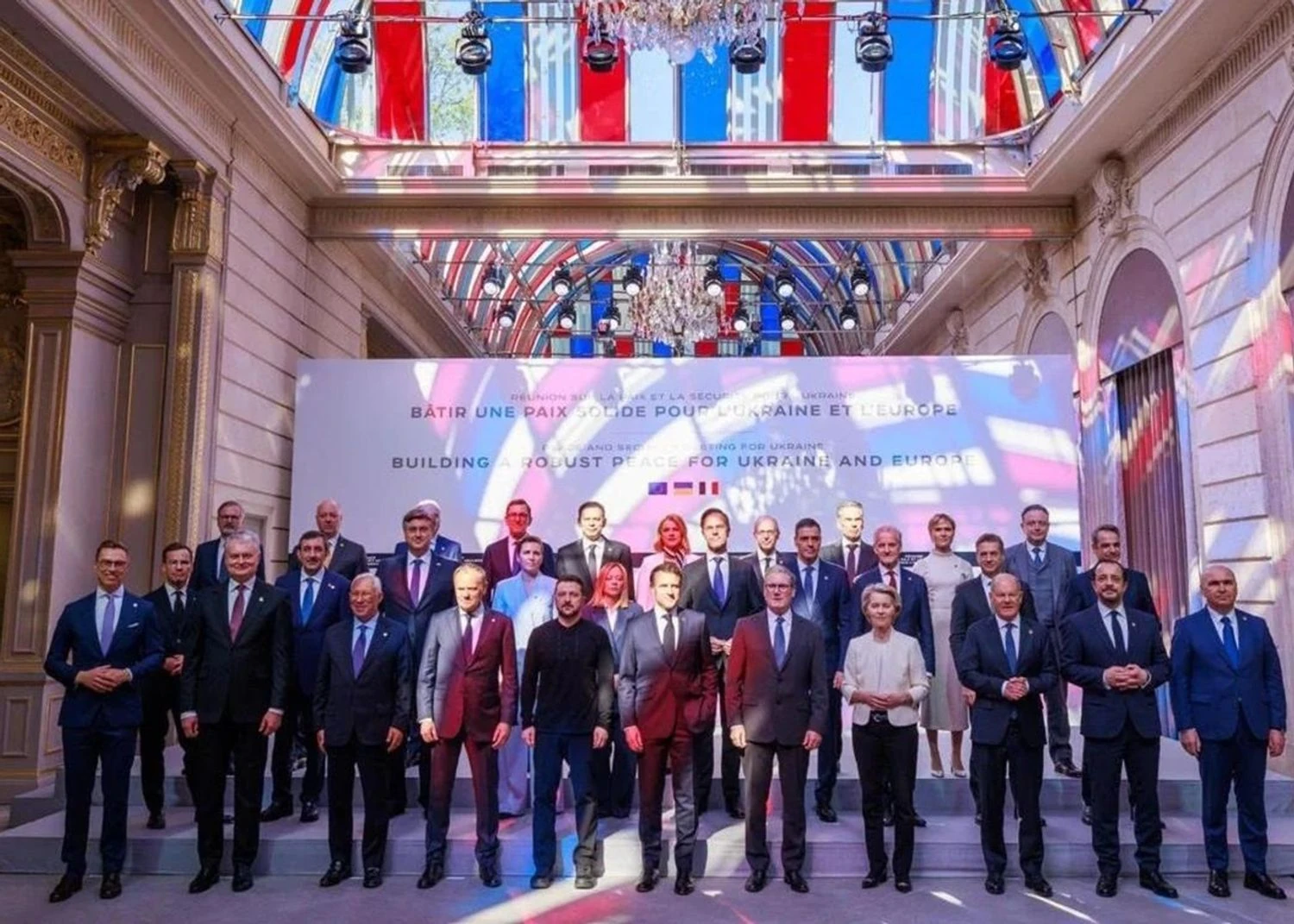 Багатонаціональні сили забезпечать “відродження українських збройних сил”: ЗМІ оприлюднили проєкт заяви західних лідерів