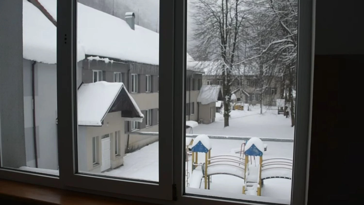 На Закарпатті правоохоронці з’ясовують обставини смерті 7-річної дитини у реабілітаційному центрі