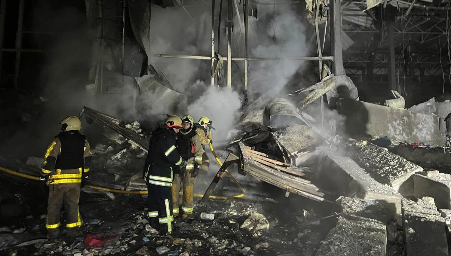 Атака рф на Харків 13 січня: є влучання у поштовий термінал, загиблі і поранені