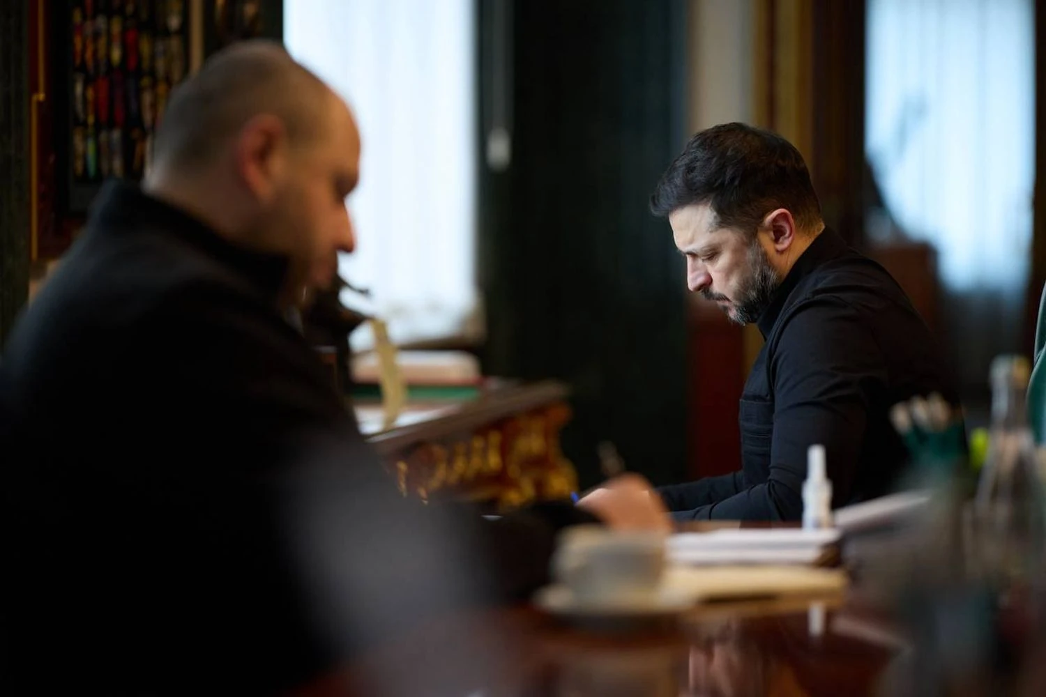 Зеленський проведе нараду з міністром оборони Федоровим щодо захисту енергооб’єктів