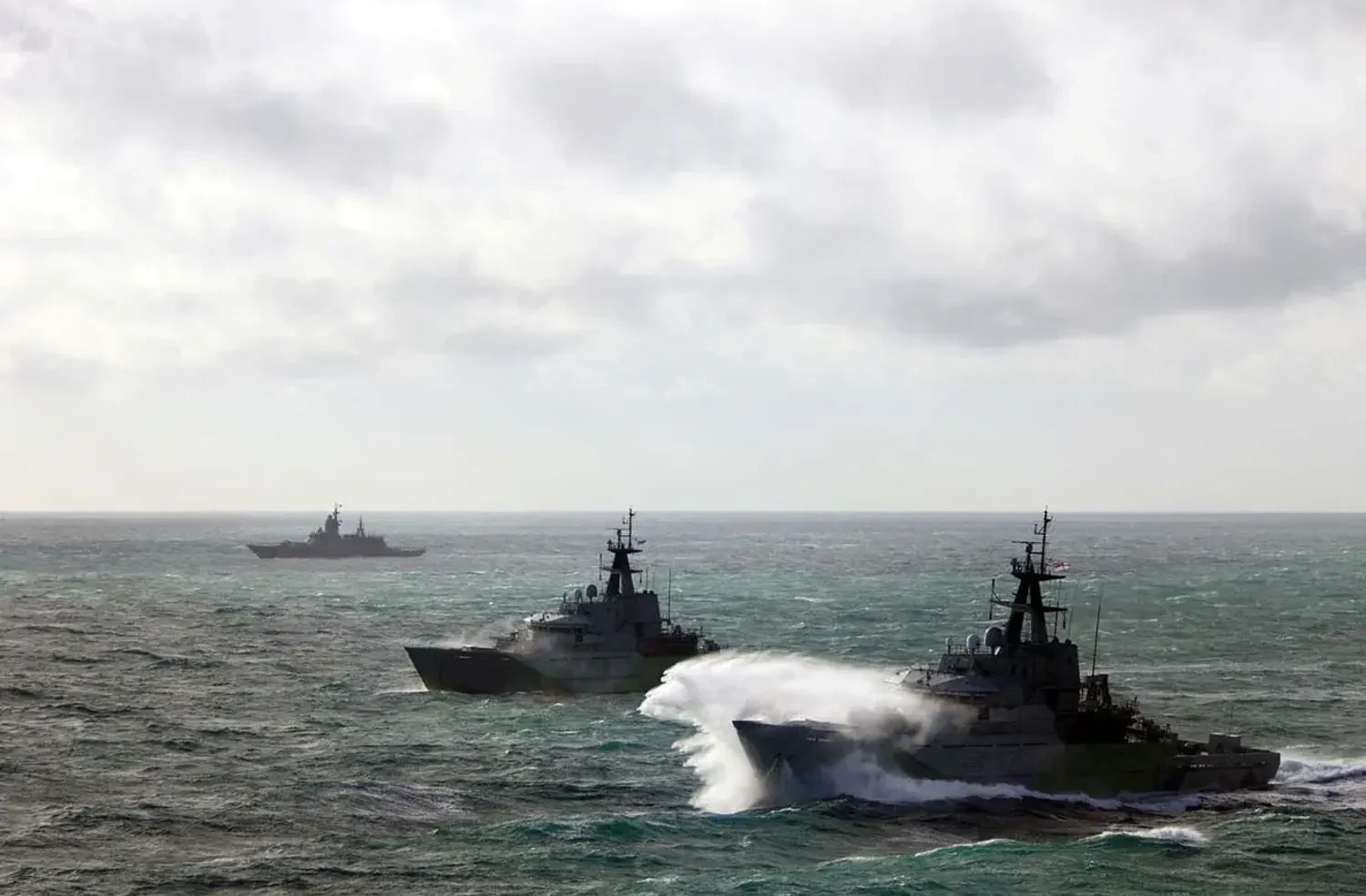 Британський флот заявив про відстеження російських суден у Ла-Манші