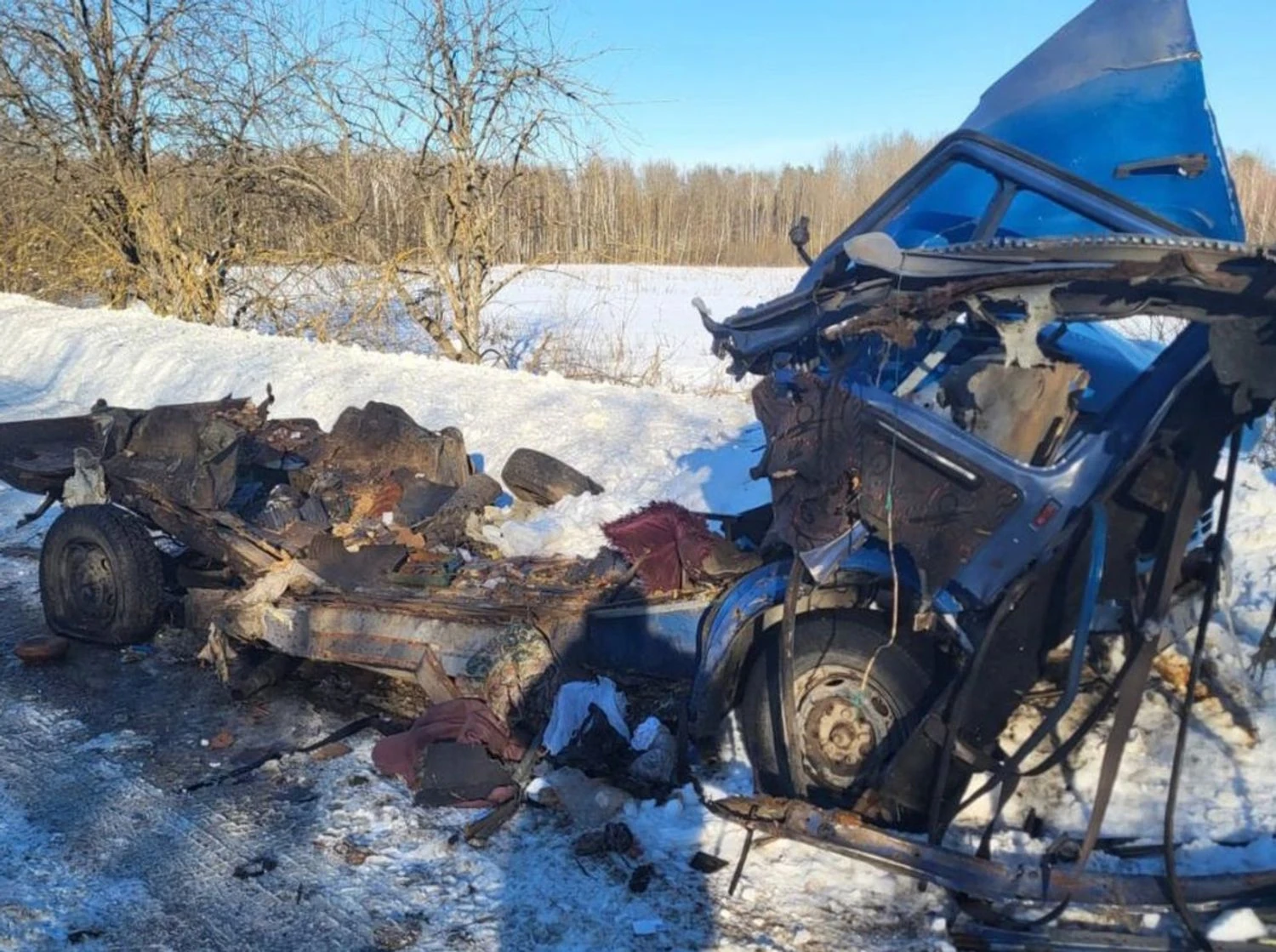 росіяни атакували авто з цивільними на Сумщині - двоє людей загинуло, одна поранена