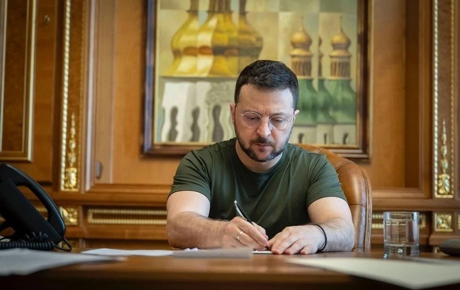 Домовилися посилити гарантії безпеки, українська команда оновить документи – Зеленський поговорив із представниками Трампа та генсеком НАТО