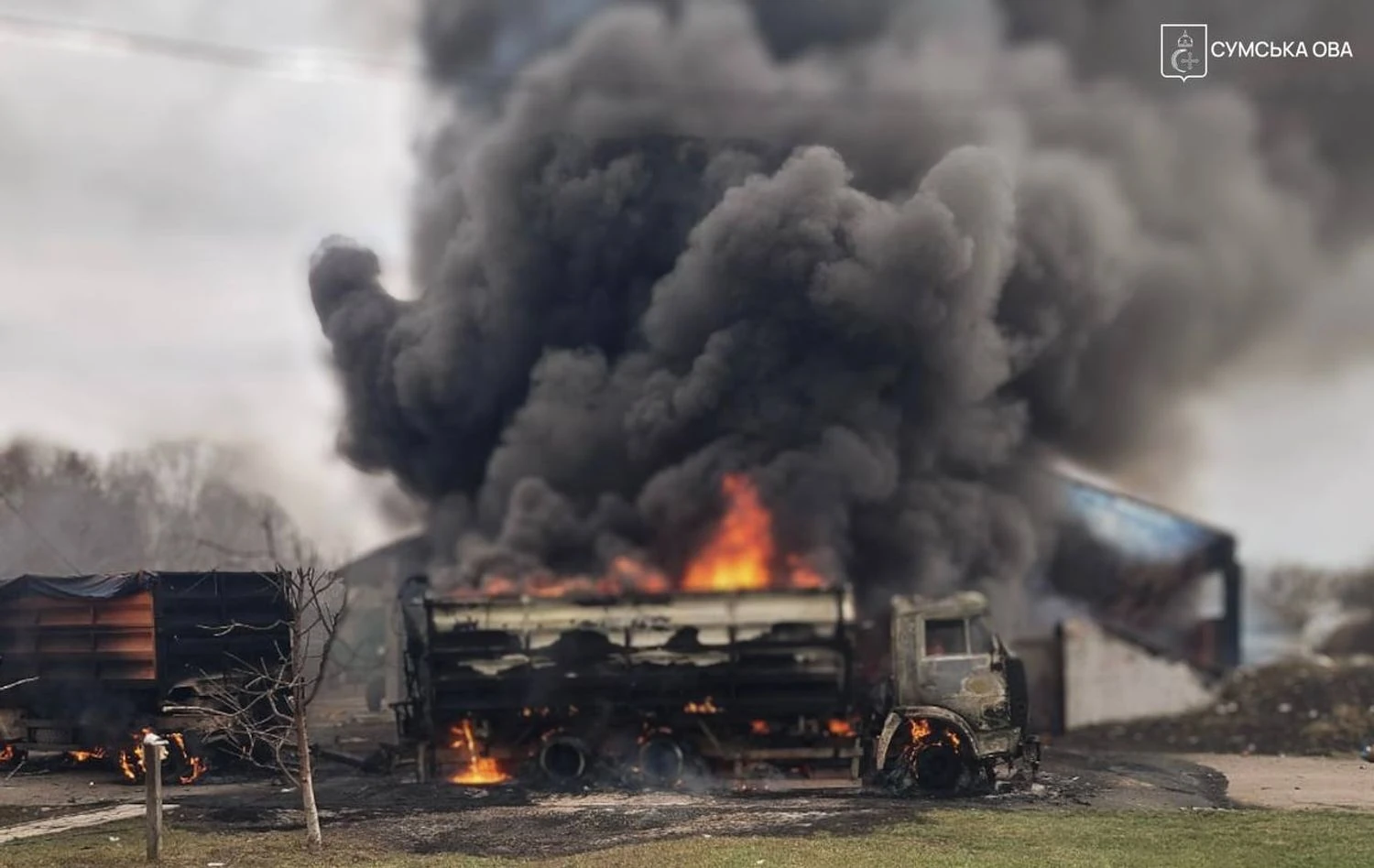 Ворог атакував цивільне підприємство на Сумщині, є поранені