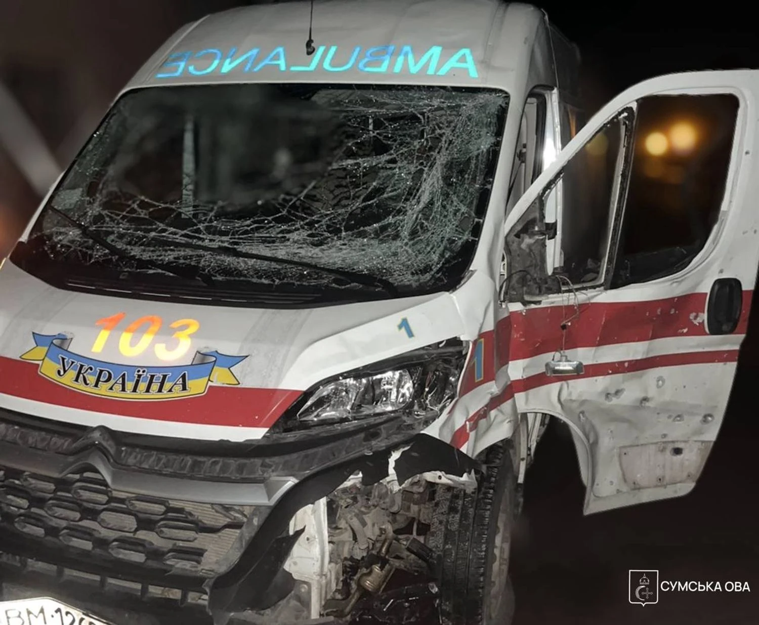 росіяни атакували авто медиків вночі на Сумщині попри перемир’я, є поранені