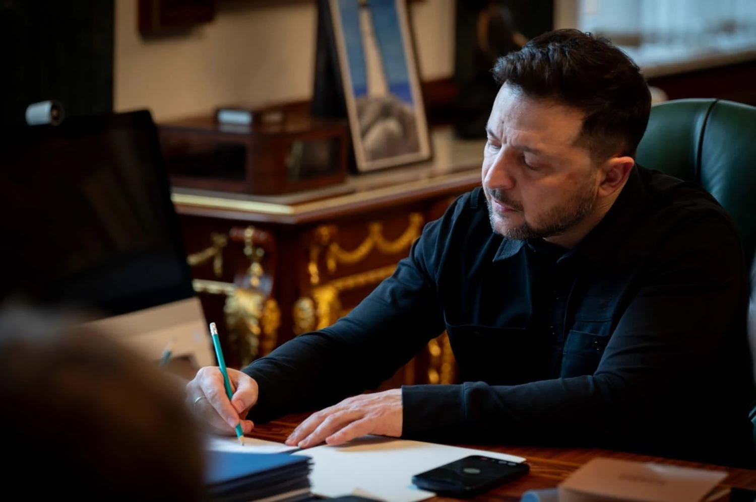 Йшлося про розблокування 90 млрд доларів та інші європейські питання – Зеленський поговорив із фон дер Ляєн