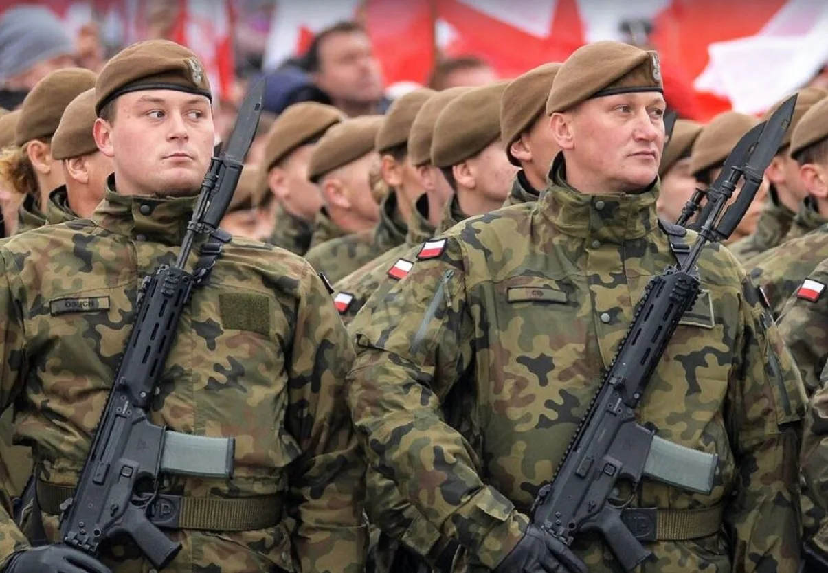 росія маніпулює темою мобілізації у Польщі для підриву обороноздатності – ЦПДрф поширює фейки про військовий облік у Польщі для зриву рекрутингу. Кампанія спрямована на руйнування довіри громадян до армії та
держави.Політика • 8 травня, 00:27 • 13729 перегляди