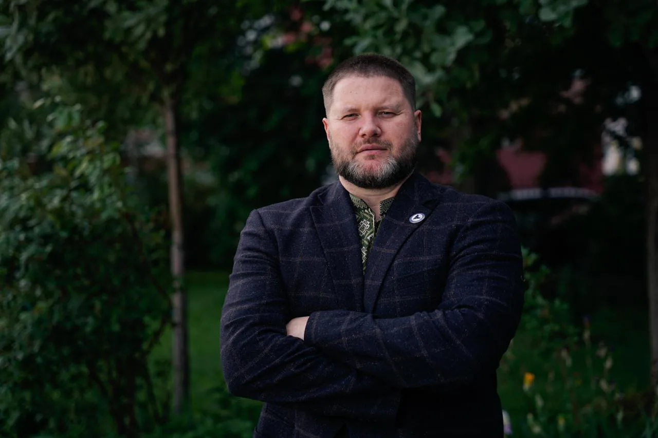 ЕксклюзивФПУ готує омолодження профспілкового руху: що має змінитисяФПУ оновить профспілки через цифровізацію та залучення молоді до керівних органів. Пріоритетом стане захист прав працівників у
приватному секторі.Суспільство • 27 травня, 11:22 • 46660 перегляди