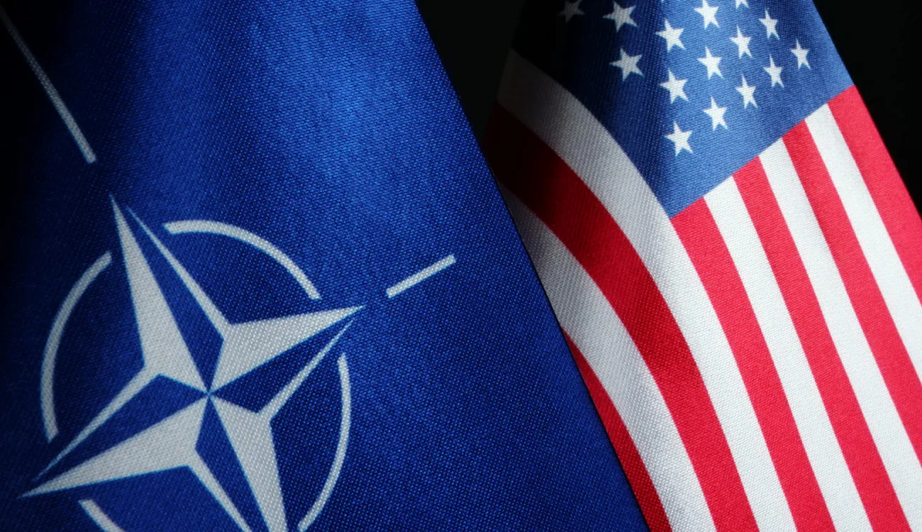 США офіційно оголосили про скорочення участі в силах НАТО, Європі пропонують взяти на себе більше відповідальностіВашингтон офіційно повідомив НАТО про скорочення участі у Моделі сил. Європейські союзники мають посилити власну оборону та
авіаційний компонент.Світ • 13:19 • 2574 перегляди