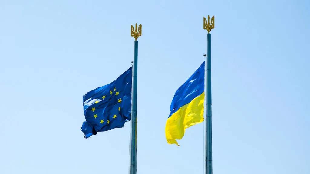 Україна побоюється, що її заявка на вступ до ЄС може бути відкладена – ЗМІКиїв побоюється затримки вступу до ЄС через вибори у Франції та темпи реформ. Україну дратують пропозиції щодо лише асоційованого
членства в блоці.Політика • 19:48 • 1606 перегляди