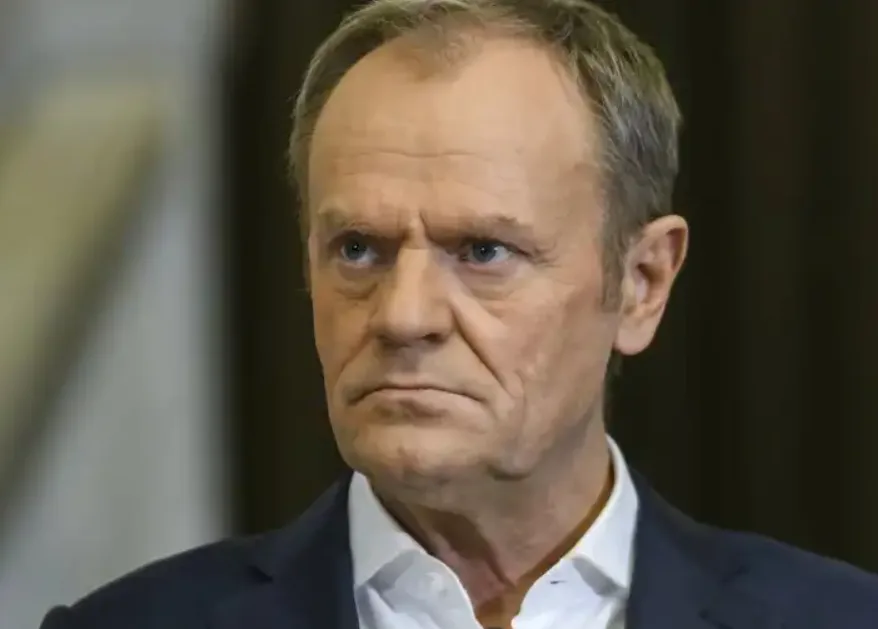 Туск заявив, що конфлікт між Навроцьким і Зеленським тішить путіна та шокує союзників