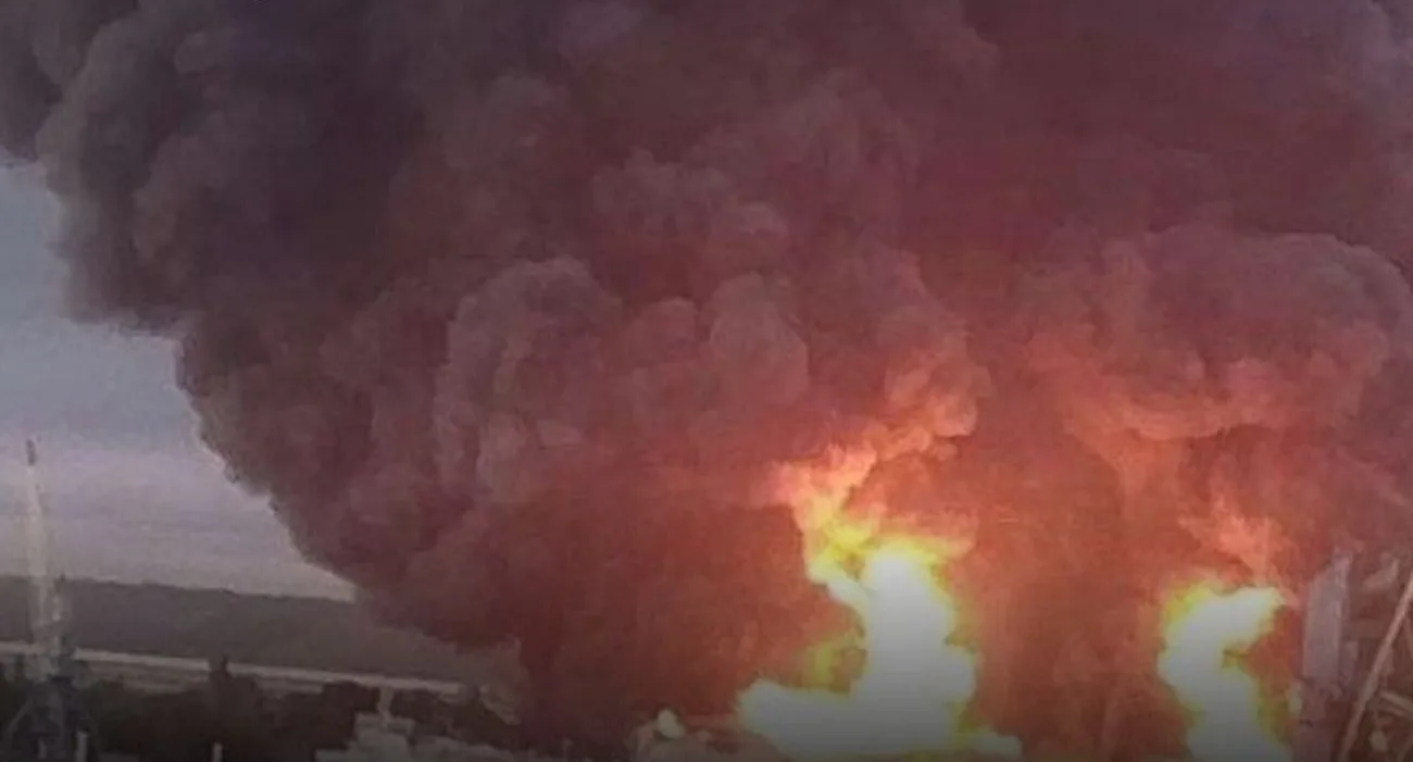 Генштаб підтвердив ураження тюменського НПЗ, терміналу в Керчі та порту “Кавказ”